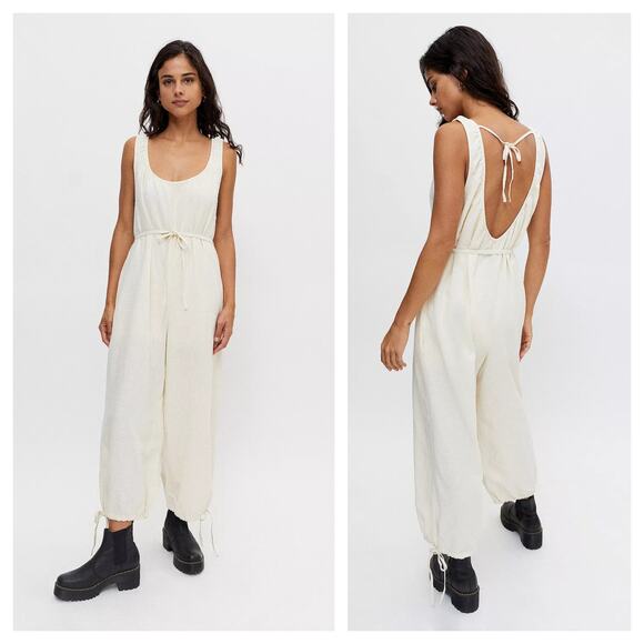[Urban Outfitters] Cream Linen Blend Open Back Sleeveless Palmer Jumpsuit Sz XS - Picture 1 of 13